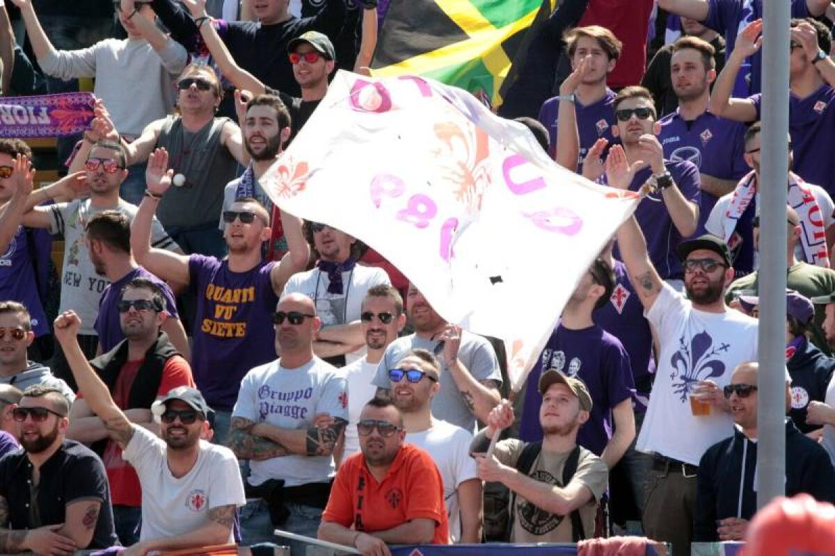 Allenamento aperto un mezzo flop. I tifosi hanno fatto capire le loro intenzioni. Contro Sassuolo e Juventus... - 