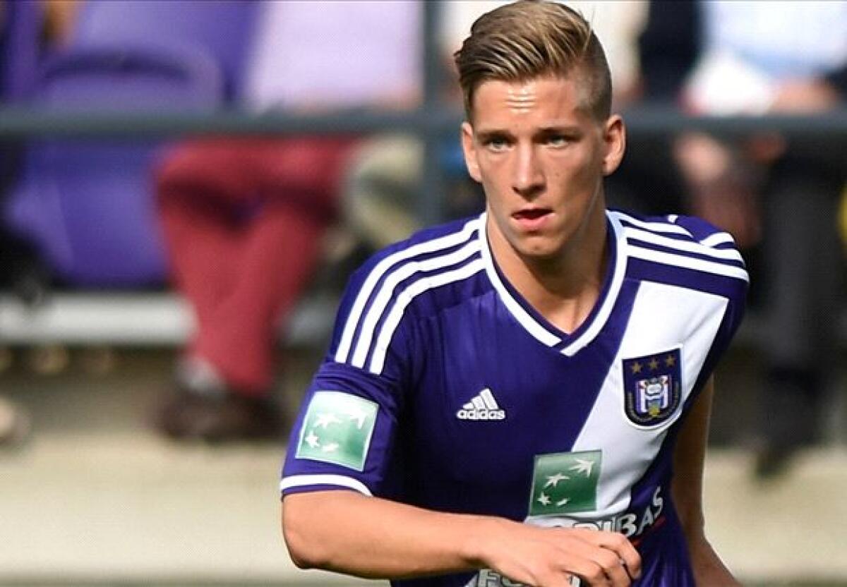 Pedullà: "La Fiorentina vuole Dennis Praet"... e si scatena il putiferio. - 