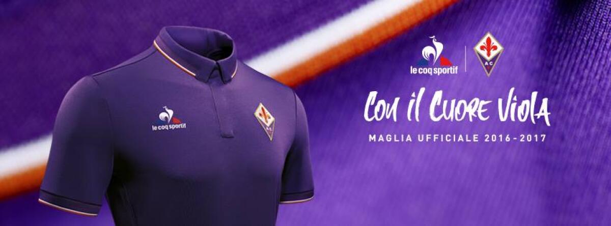 LA NUOVA MAGLIA DELLA FIORENTINA, C'E' IL COLLETTO BIANCOROSSO, ECCO LE FOTO DELLE DIVISE - 