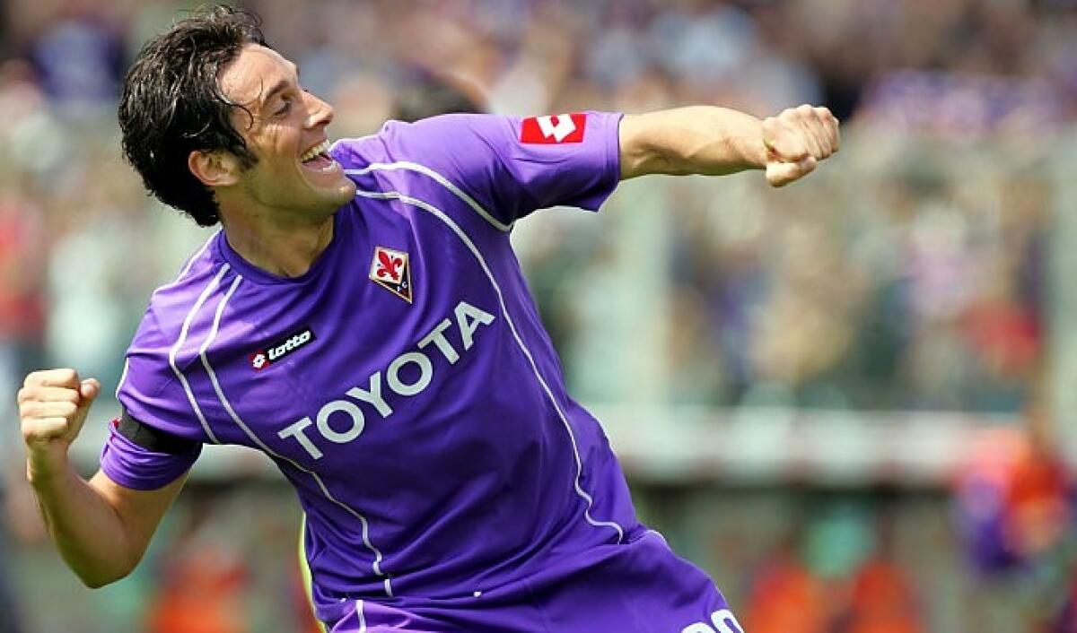 La storia di Luca Toni alla Fiorentina. Firenze tra amore, scarpa d'oro, ripensamenti e un grande ritorno... - 