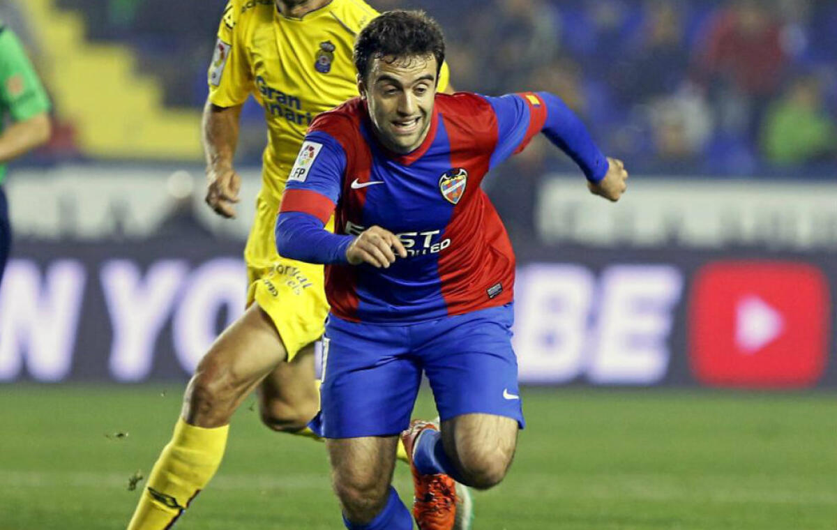 Ag. Rossi "Squadre interessate". Tornerà in Italia, poi sarà l'erede di Pavoletti al Genoa? La Fiorentina potrebbe approfittarne... - 