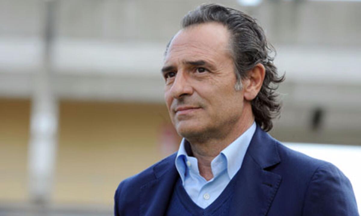 Prandelli che batosta! Lotito lo boccia all'ultimo e sceglie Bielsa - 