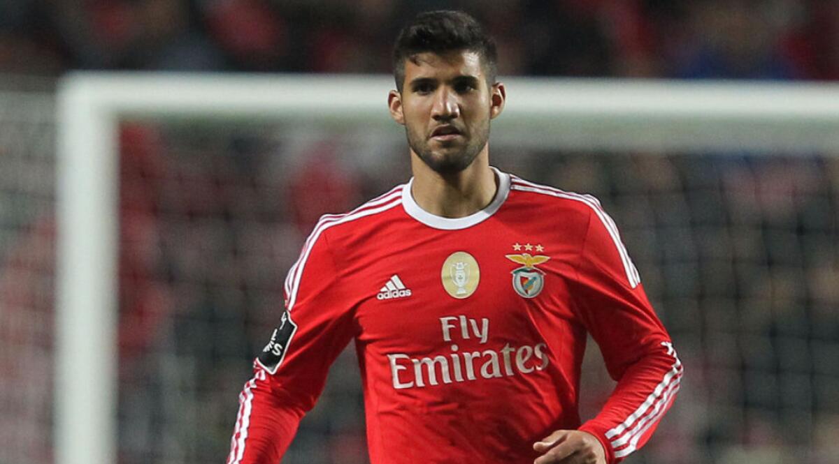 Tuttosport, Sousa ha chiesto due giocatori del Benfica, a breve l'incontro con Rui Costa - 