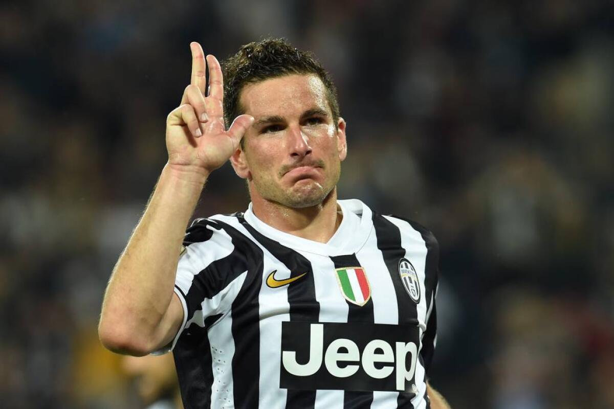 Padoin sfuma per la Fiorentina, ha raggiunto l'accordo con il Cagliari - 