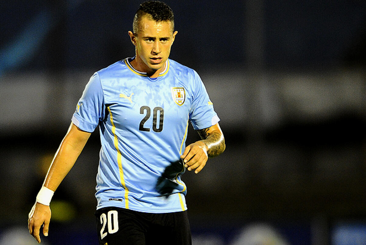 Sky-Gazzetta: due attaccanti uruguaiani per la Fiorentina? Corvino... - 