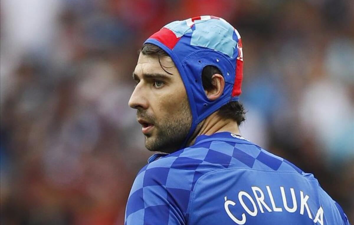 Corluka costa sette milioni, ma la richiesta di ingaggio è alta. Corvino vuole regalare un top a Sousa - 