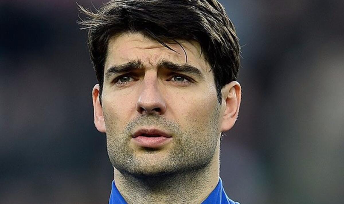 Finalmente Fiorentina! Vicinissimi gli arrivi in viola di Corluka e Carlos Sanchez. Trattative sbloccate, le ultime - 