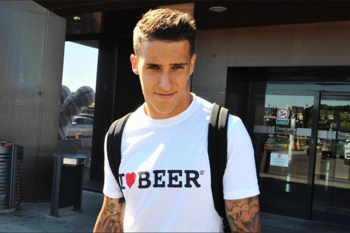 Tello è a Firenze: "Felice di essere qui, finalmente Fiorentina". I dettagli del suo arrivo dal Barcellona - 