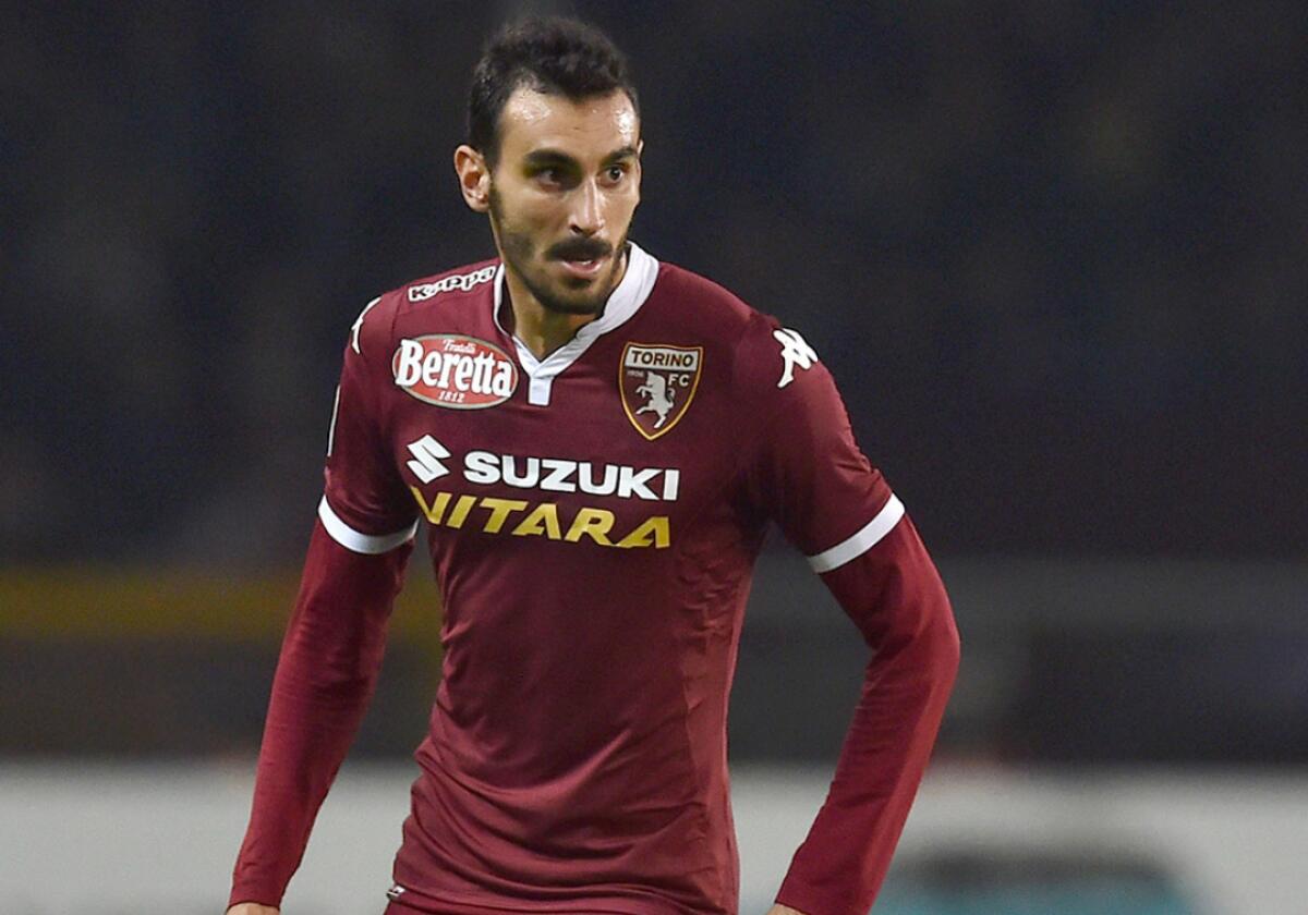 Di Marzio: "Torino e Fiorentina trattano lo scambio Tomovic - Zappacosta, l'ostacolo da superare nella trattativa..." - 