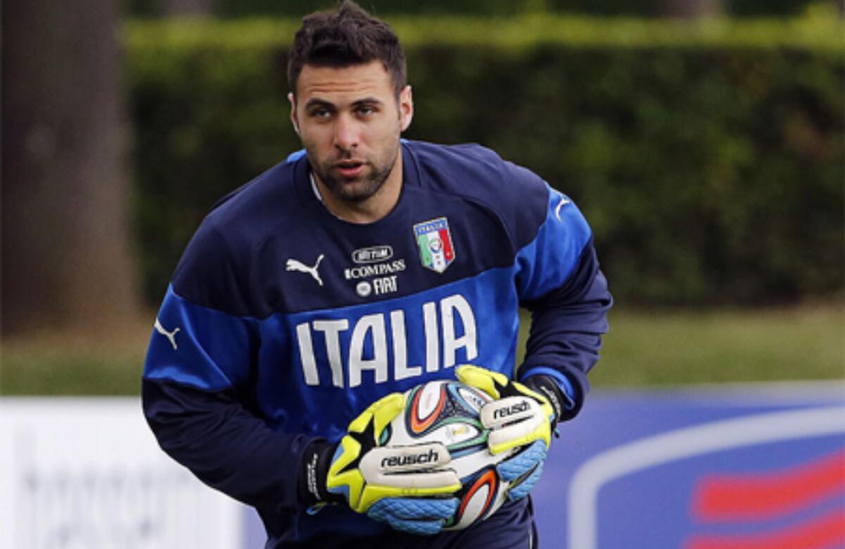 Sirigu ad un passo dal Siviglia, arriva in prestito e l'ingaggio lo paga il Psg - 