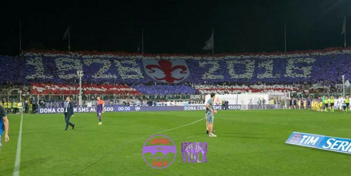 Curva Fiesole: "Della Valle, ci avete tolto la capacità di sognare, non c'è amore da voi. Se trattate male Borja Valero a Firenze non ci mettete più piede" - Firenze, stadio Artemio Franchi, 28.08.2016, Fiorentina-Chievo, Foto Fiorenzo Sernacchioli. Copyright Labaroviola.com