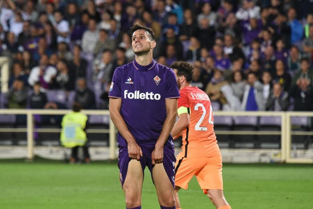 Dal centro sportivo: in arrivo un cambio a sinistra e all'attacco. Vecino e Astori verso il forfait... - Firenze, stadio Artemio Franchi, 18.09.2016, Fiorentina-Roma, Foto Fiorenzo Sernacchioli. Copyright Labaroviola.com