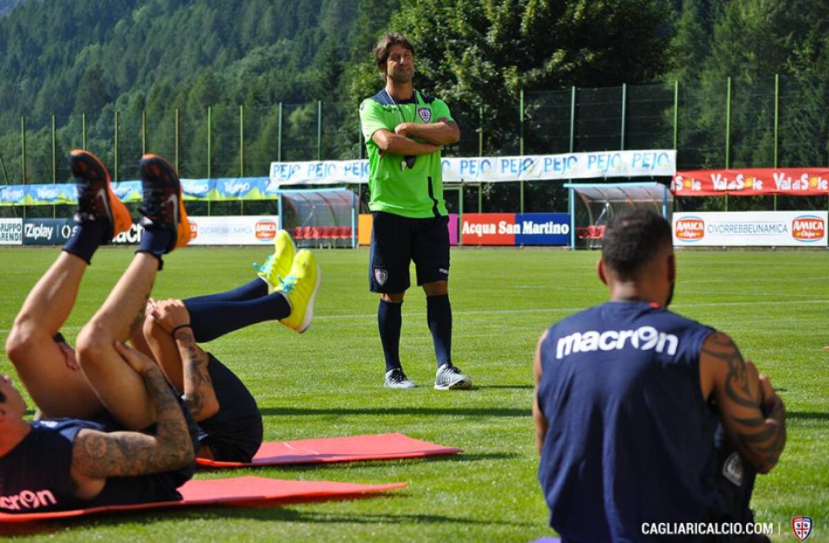 Il Cagliari si crea sotto copertura la sua squadra B. Ex rossoblù e tutti i giovani della squadra. Così crescono i migliori giovani - 