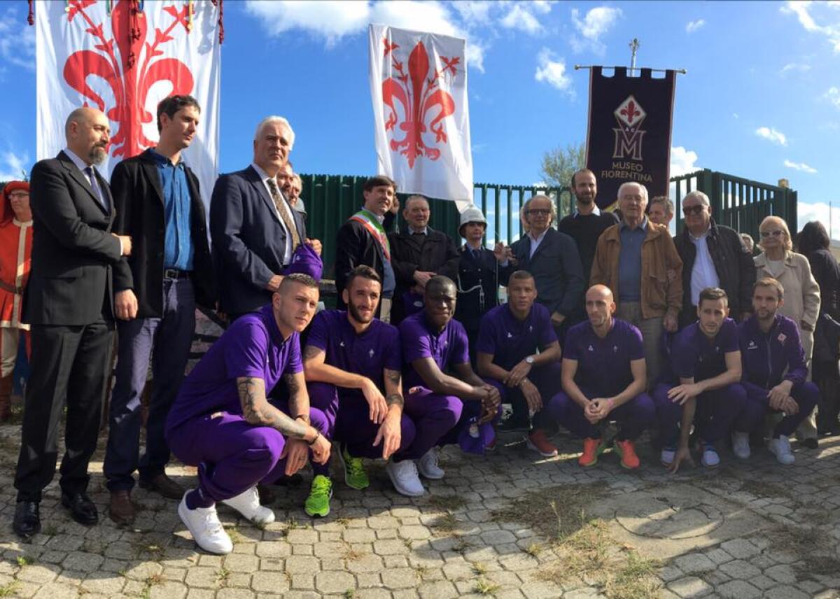 Il Piazzale Campioni del '56 è realtà: primo scudetto scolpito per sempre - 