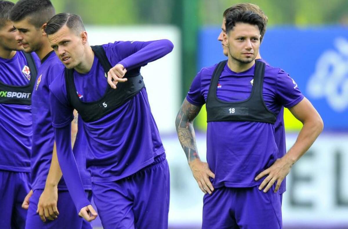 Rifinitura viola, Sousa prova un modulo nuovo, Borja Valero di nuovo a centrocampo. In avanti... - 