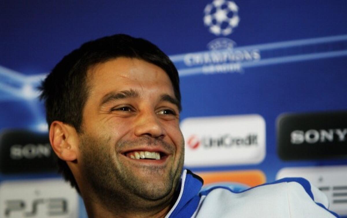 Chivu: "Con Tata vincete la coppa, Hagi diverso dal padre..." - 