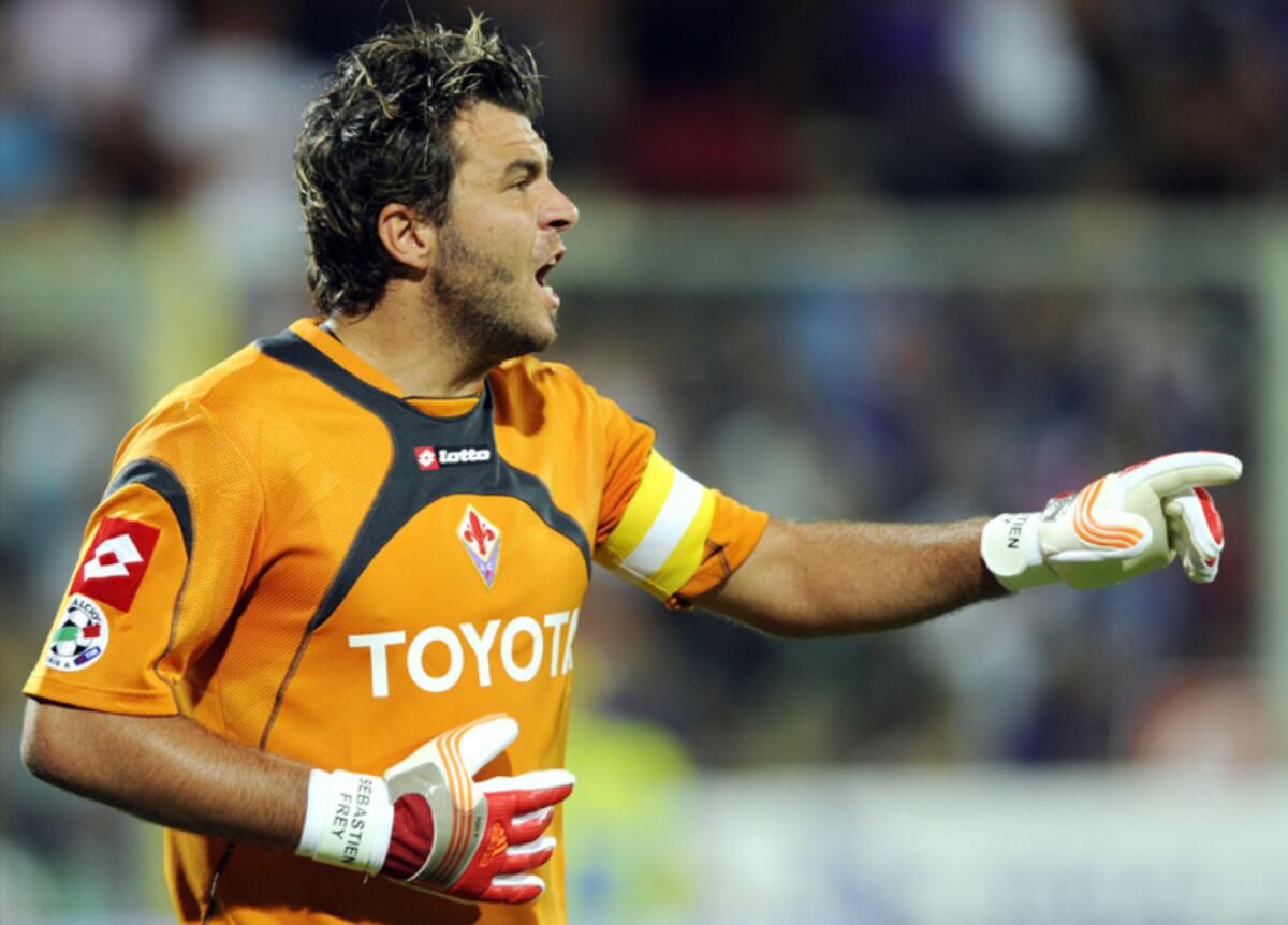 Frey: "Ho scelto l'amore a soldi e trofei. A Firenze vivono di Fiorentina. Baba fortissimo" - 