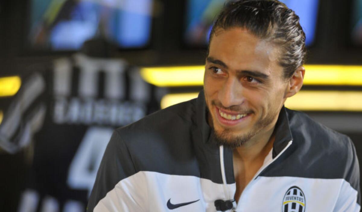 Caceres a metà ottobre ancora senza squadra. Ecco perché la Fiorentina e le altre lo hanno bocciato - 