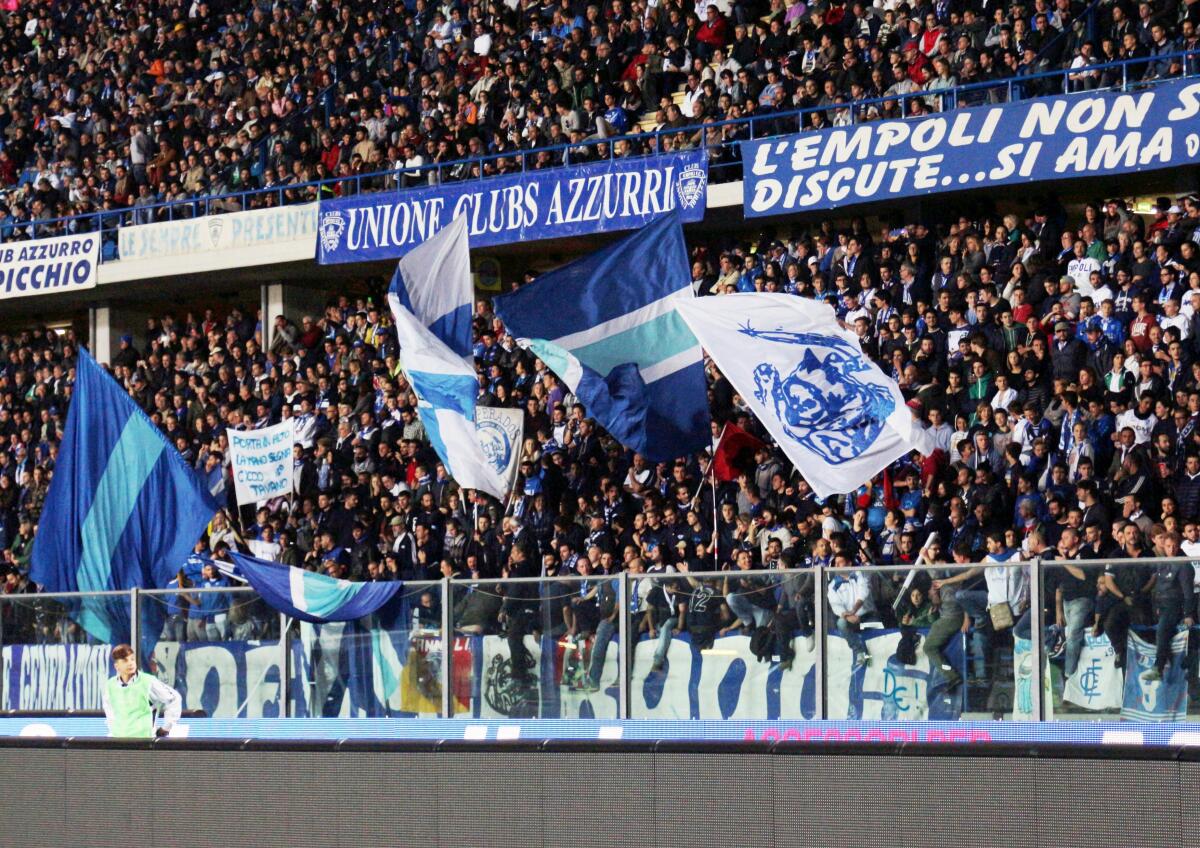 Tifosi dell'Empoli già carichi, quasi esauriti tutti i biglietti. La coreografia.. - 