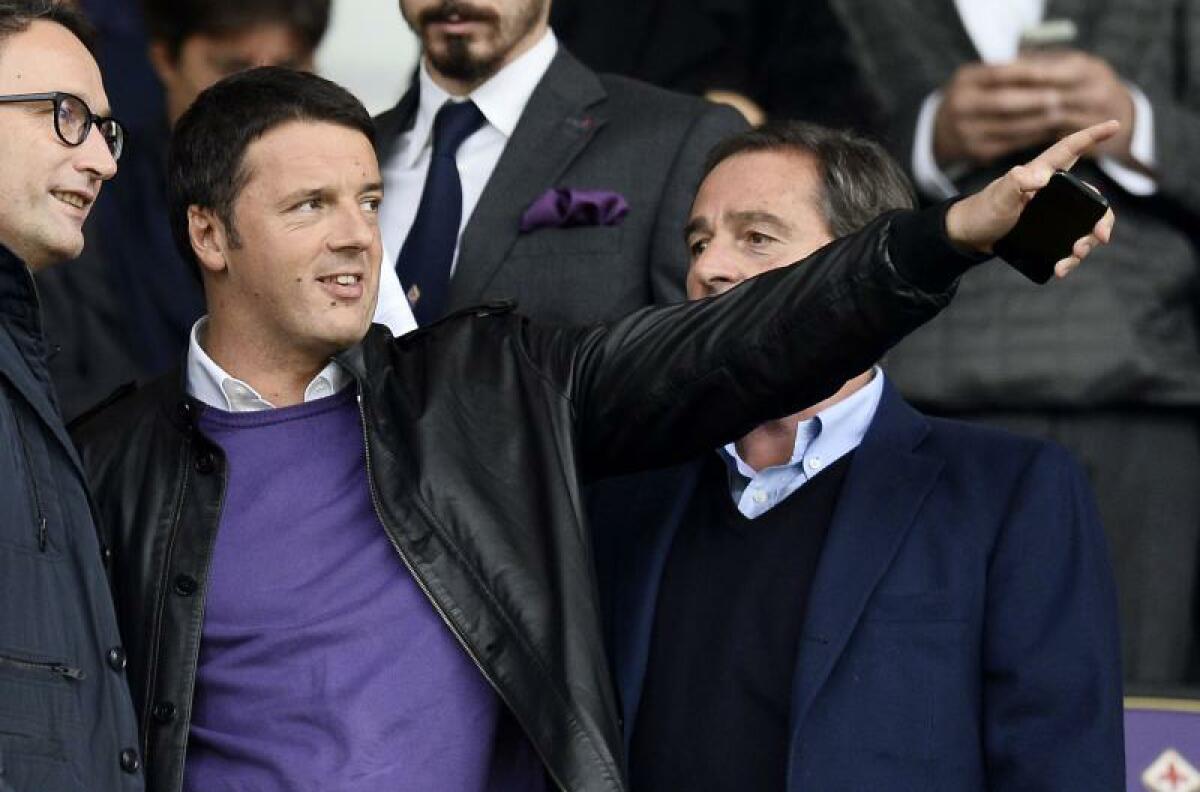 Renzi: "Bernardeschi deve diventare il simbolo della squadra. Conta la Fiorentina, non Paulo Sousa" - 