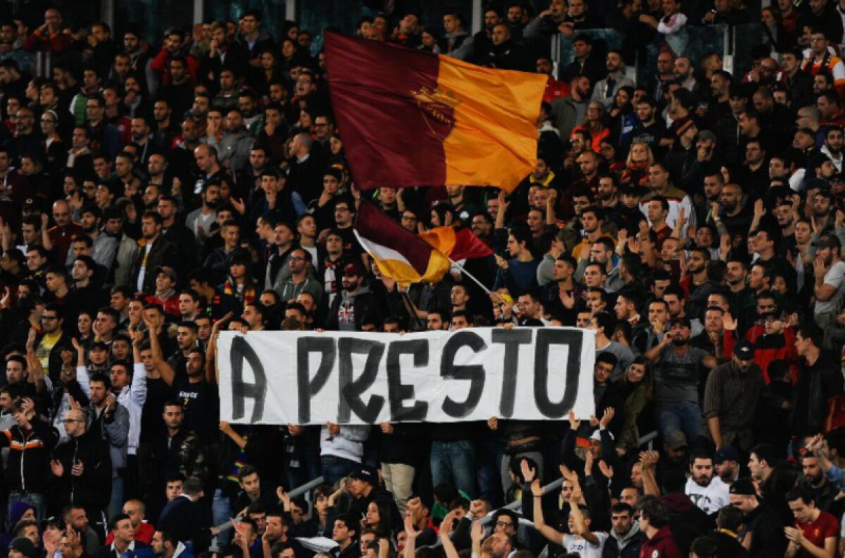 Questa è la storia di chi si lamenta per il settore diviso in due ma poi devasta e fa sospendere la partita a Bergamo - 