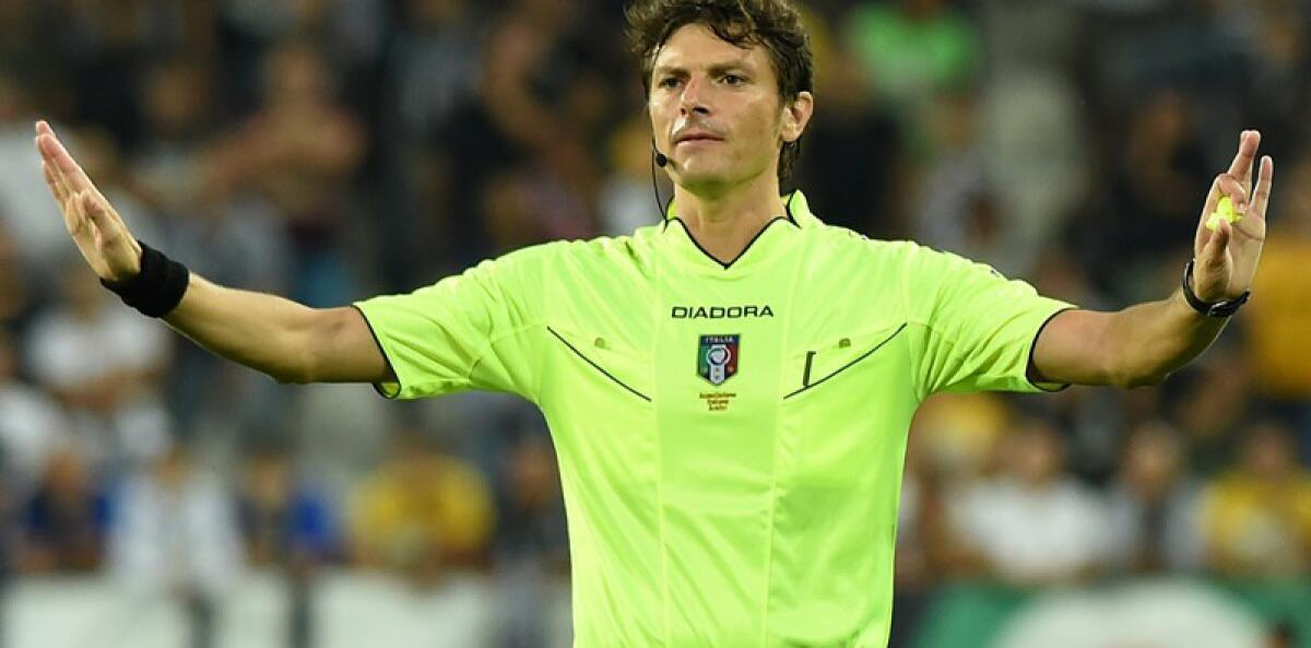 Il calcio italiano è quel posto dove un arbitro quando sbaglia viene promosso nella partita più importante - 