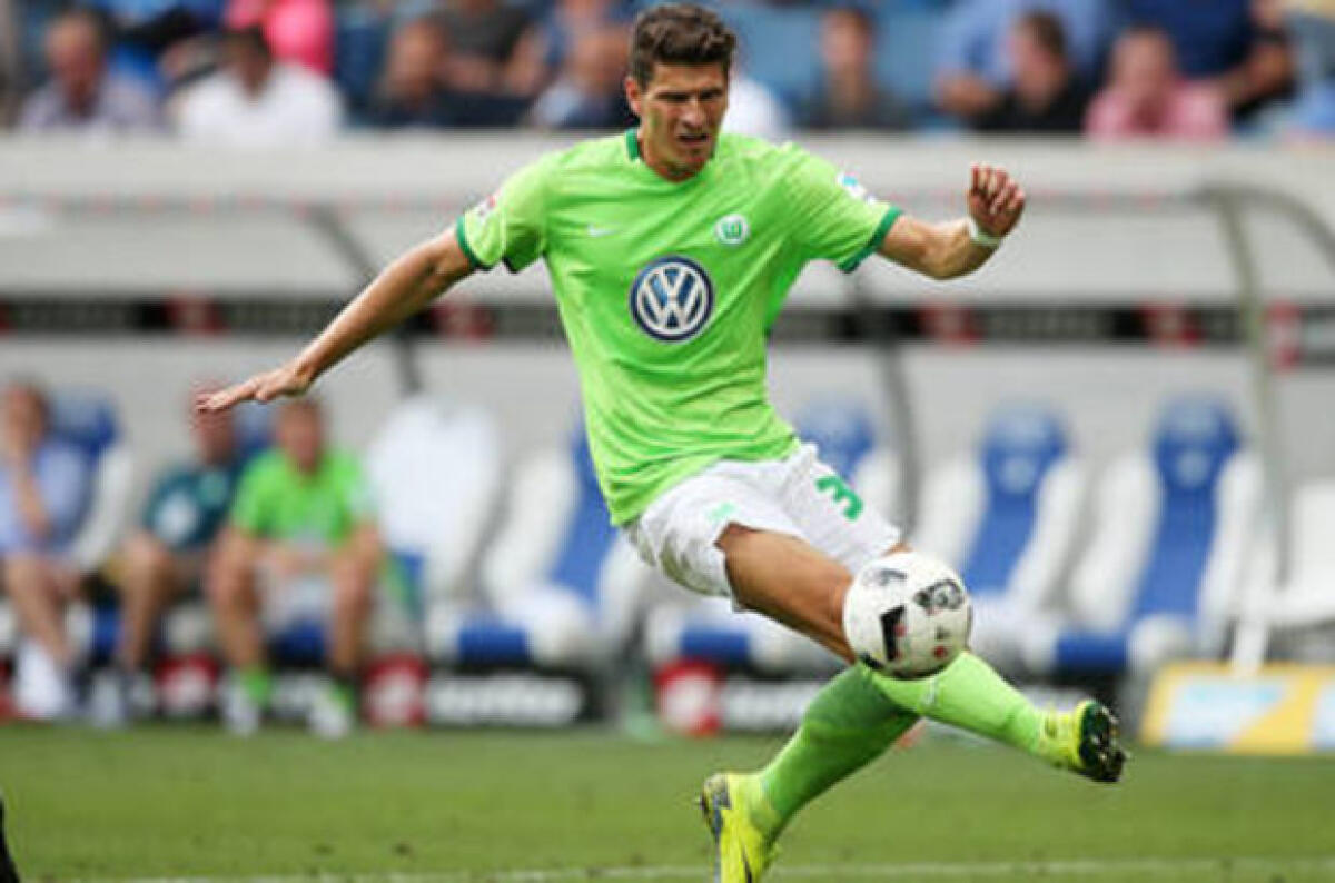 Chi si rivede: Gomez torna al gol ed il M'gladbach perde (1-2) anche contro il Wolfsburg - 