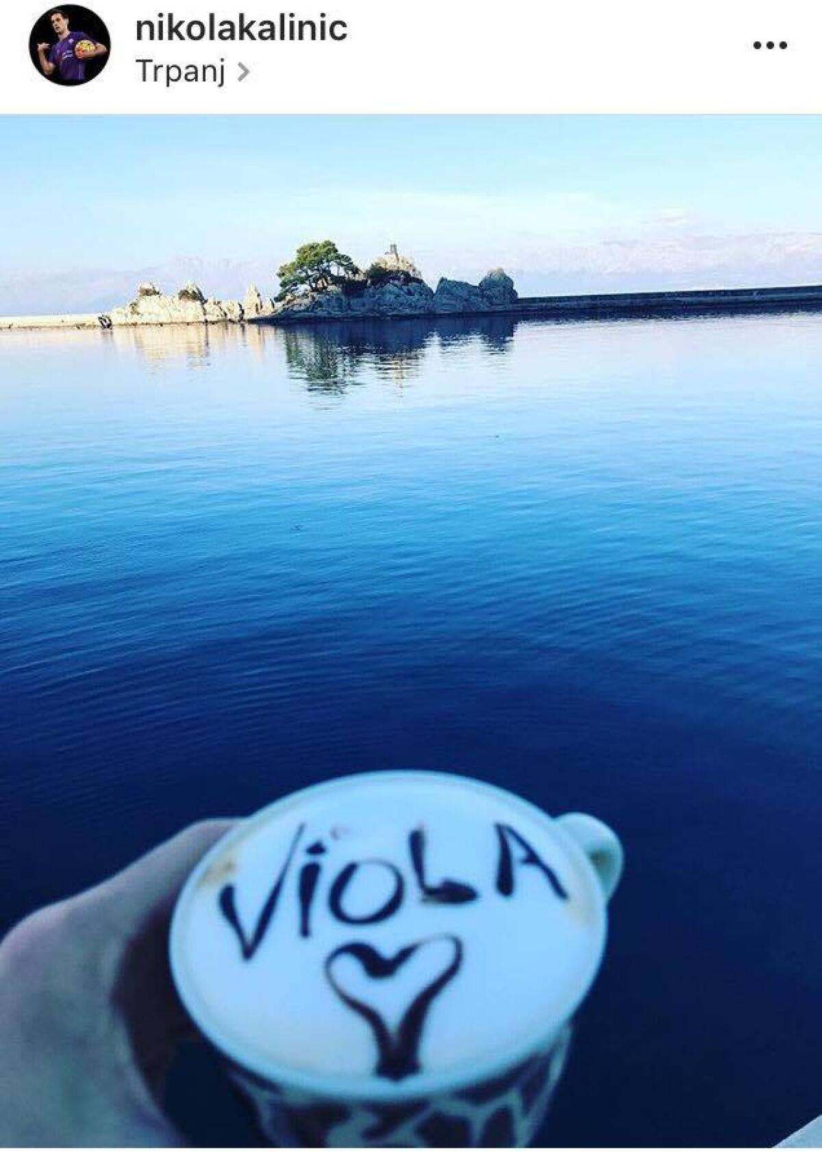 Ma Kalinic pensa solo Viola: il messaggio d'amore su Instagram - 