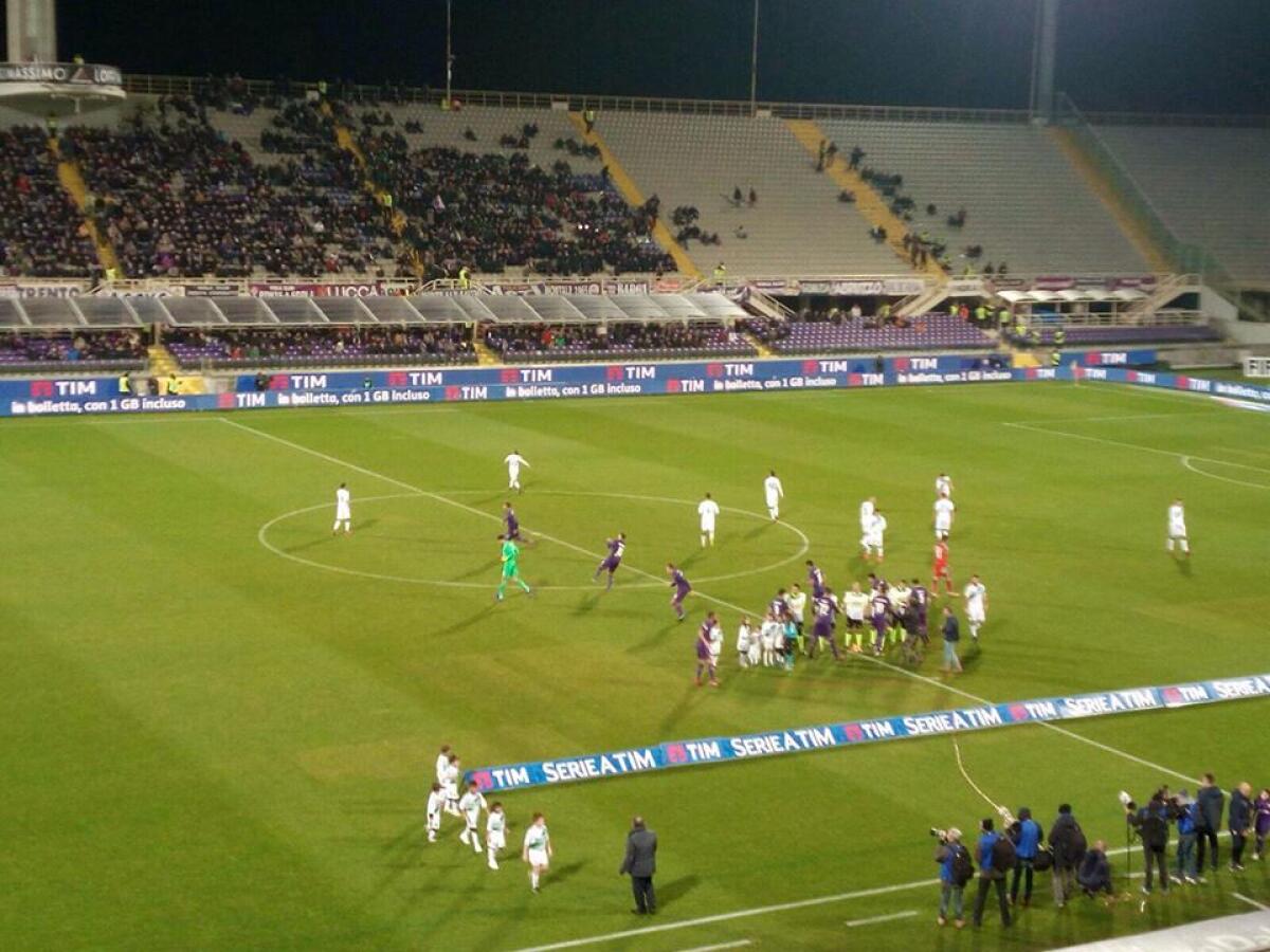 Due prodezze di Kalinic, i miracoli di Tata e la Fiorentina è avanti (2-0) sul Sassuolo - 