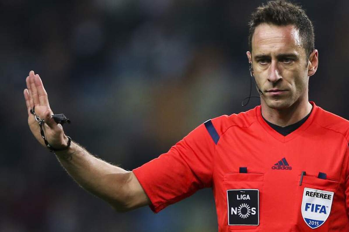 Sarà il portoghese Dias a dirigere Fiorentina-Borussia M'Gladbach - 