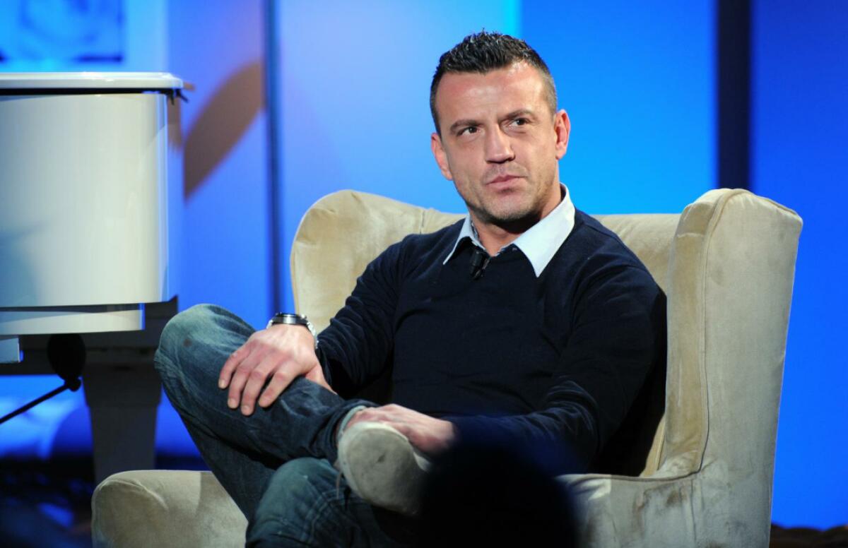 La storia di Flachi: "Non mi fanno entrare allo stadio per la festa della Fiorentina. Riabilitano mafiosi e assassini..." - 