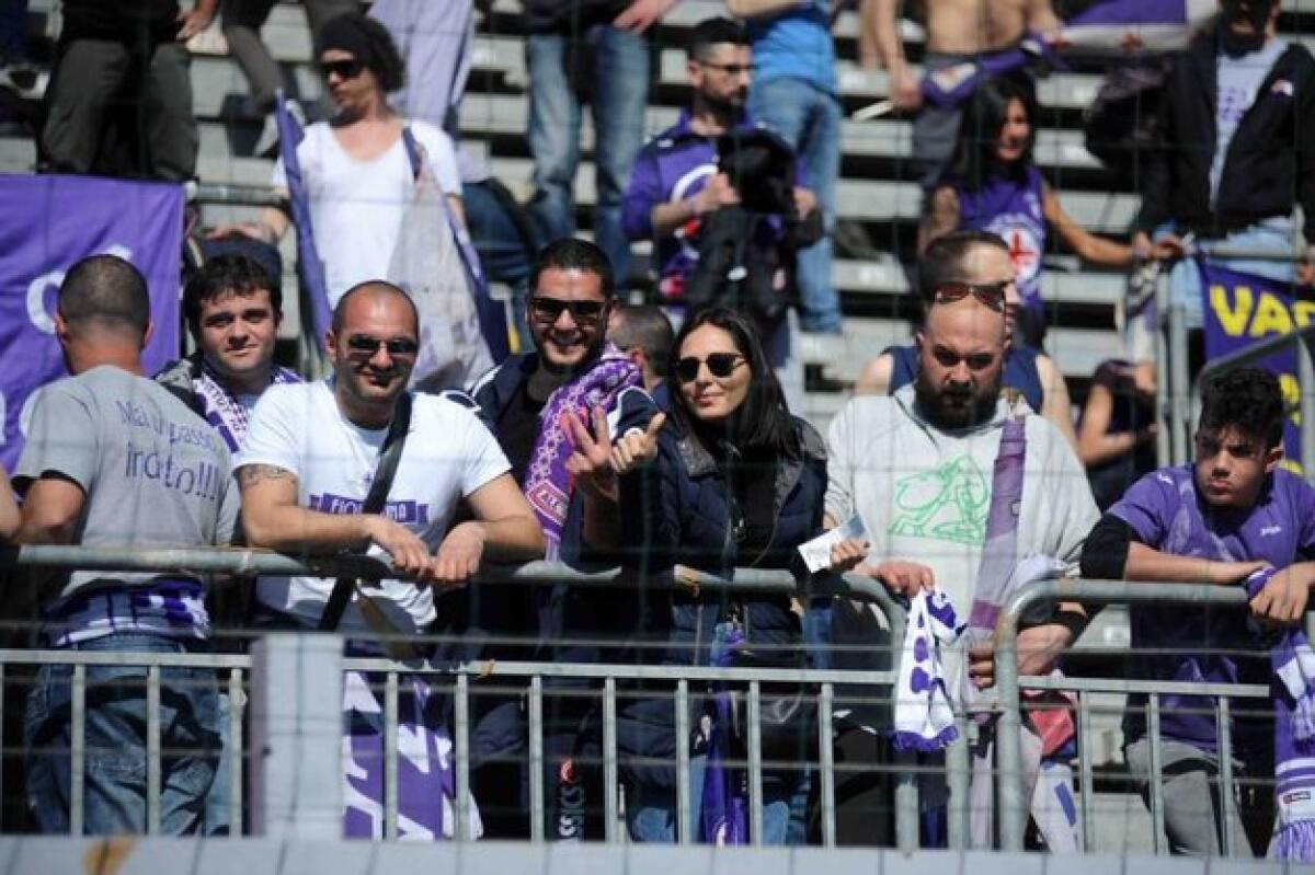 Mediaset e la ricostruzione fantasiosa del confronto tra Sousa e i tifosi viola a Crotone - 