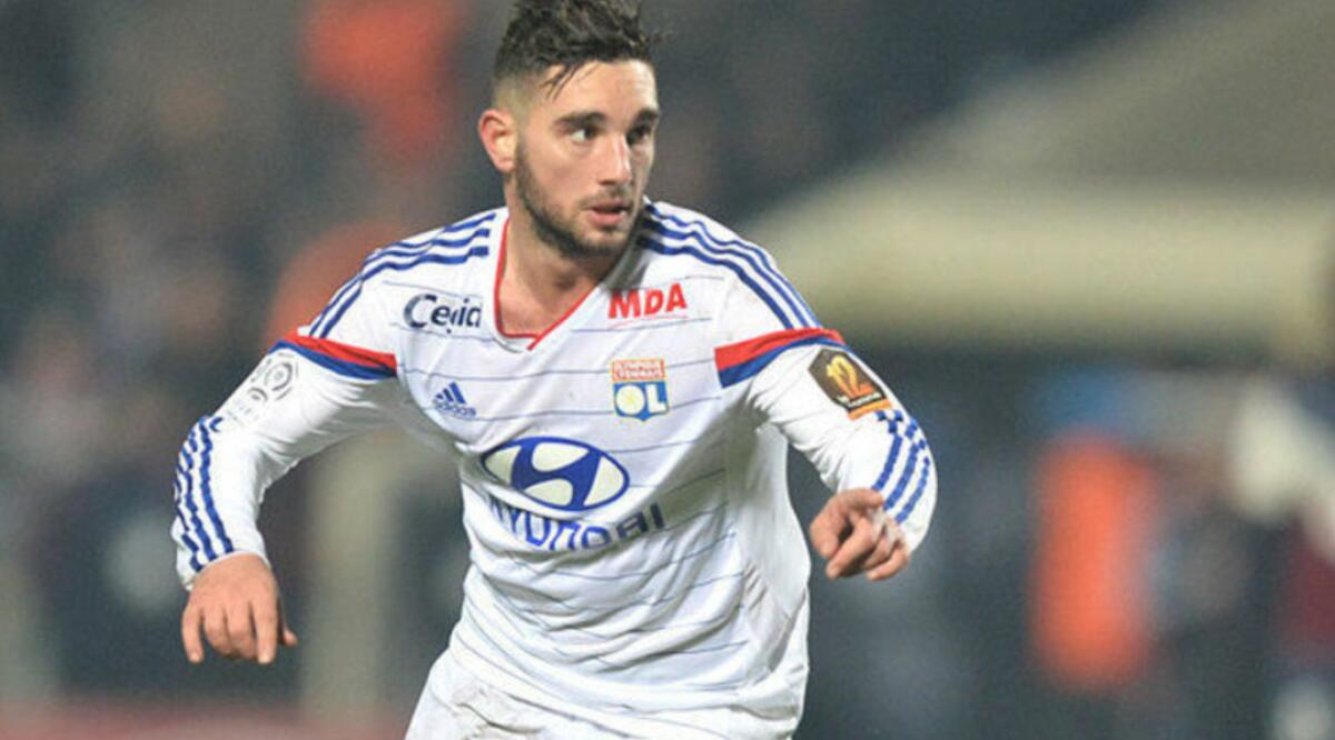 Dalla Francia, la Fiorentina vuole Jordan Ferri, centrocampista del Lione. Costa 8 milioni - 