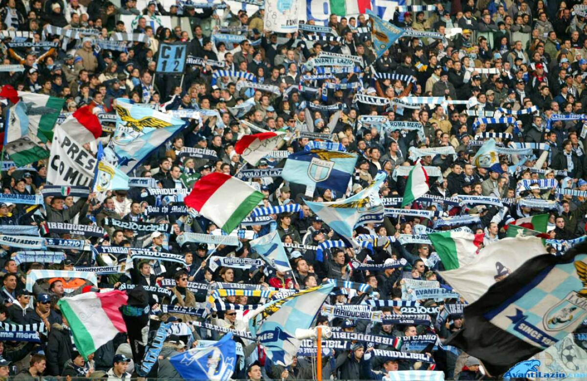 Bizzarro a Torino, tifosi della Juventus sul web chiedono gemellaggio con la Lazio - 