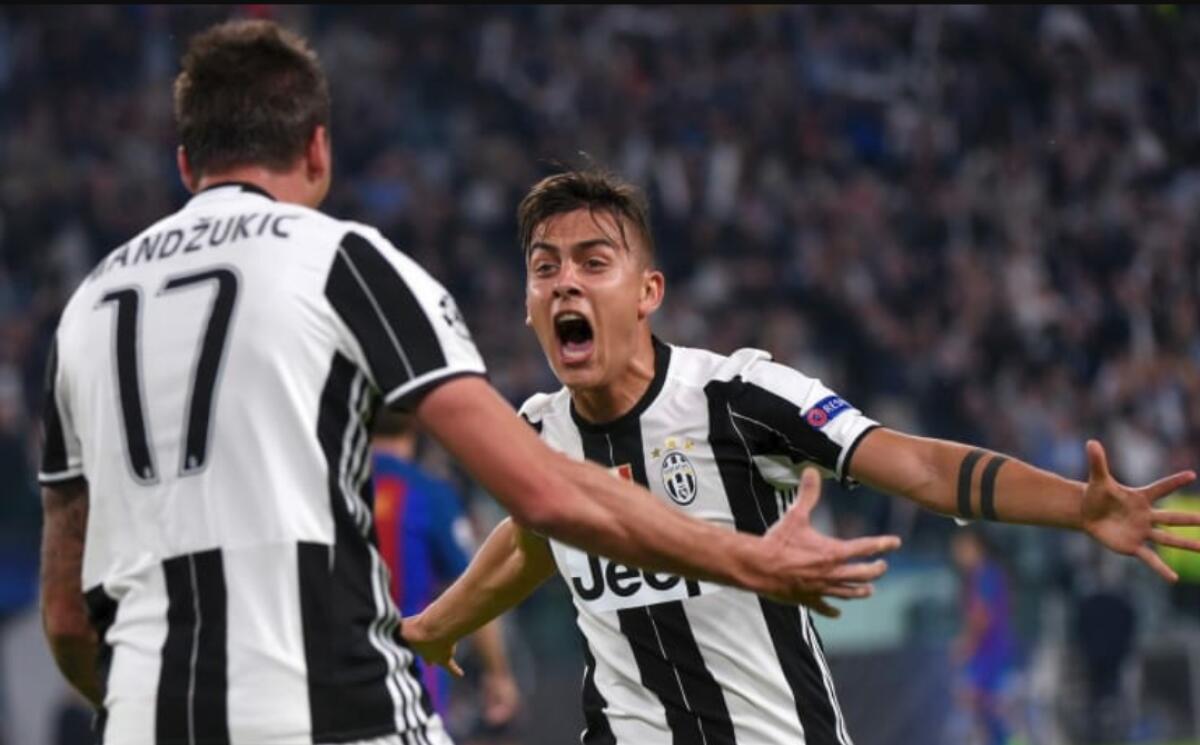 La Juventus segna e i tifosi bianconeri dedicano cinque minuti di cori contro la Fiorentina - 