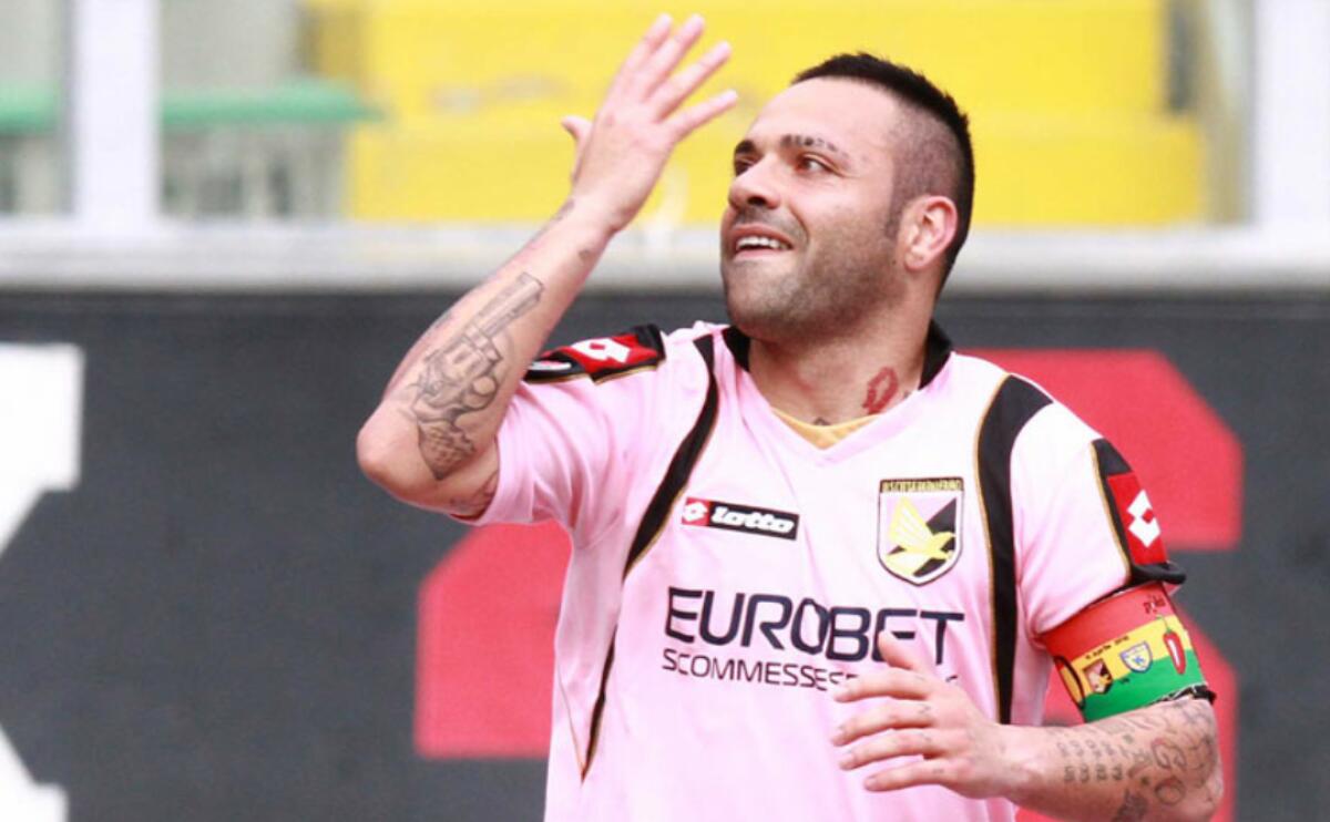 Clamoroso, Miccoli rischia 4 anni di galera per estorsione con metodo mafioso - 