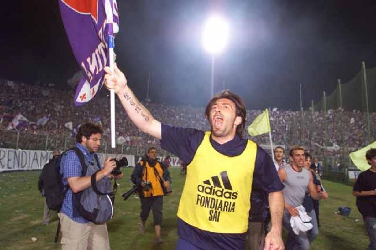 Da mattoni e calcestruzzo fino alla Serie A: la storia dell'uomo simbolo della rinascita viola - 