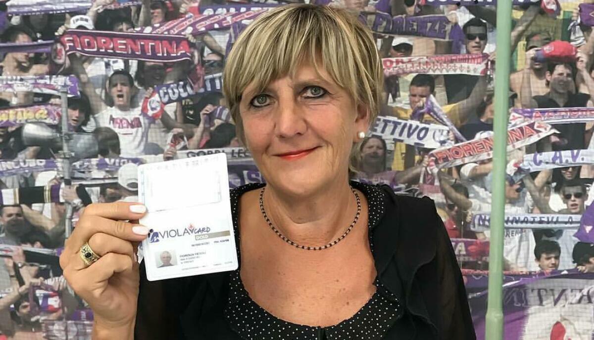 Si chiama Fiorenza Fiesoli la prima abbonata viola allo stadio per la nuova stagione della Fiorentina - 
