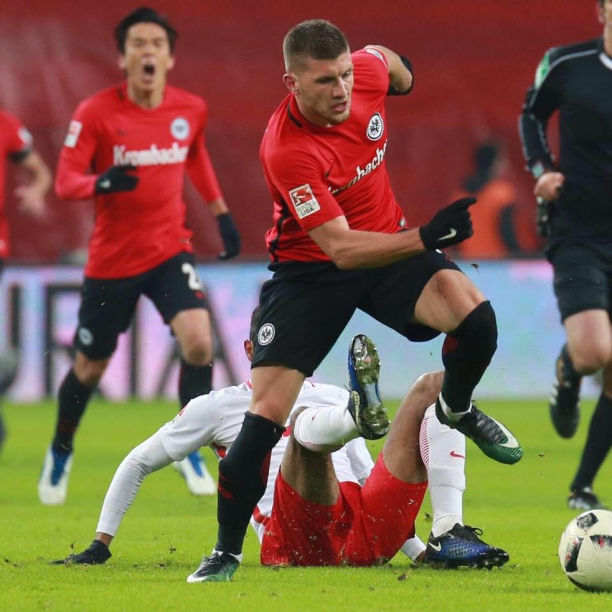 Sky: l'Eintracht Francoforte non riscatta Rebic, ma dalla Germania arrivano comunque 3,2 milioni - 