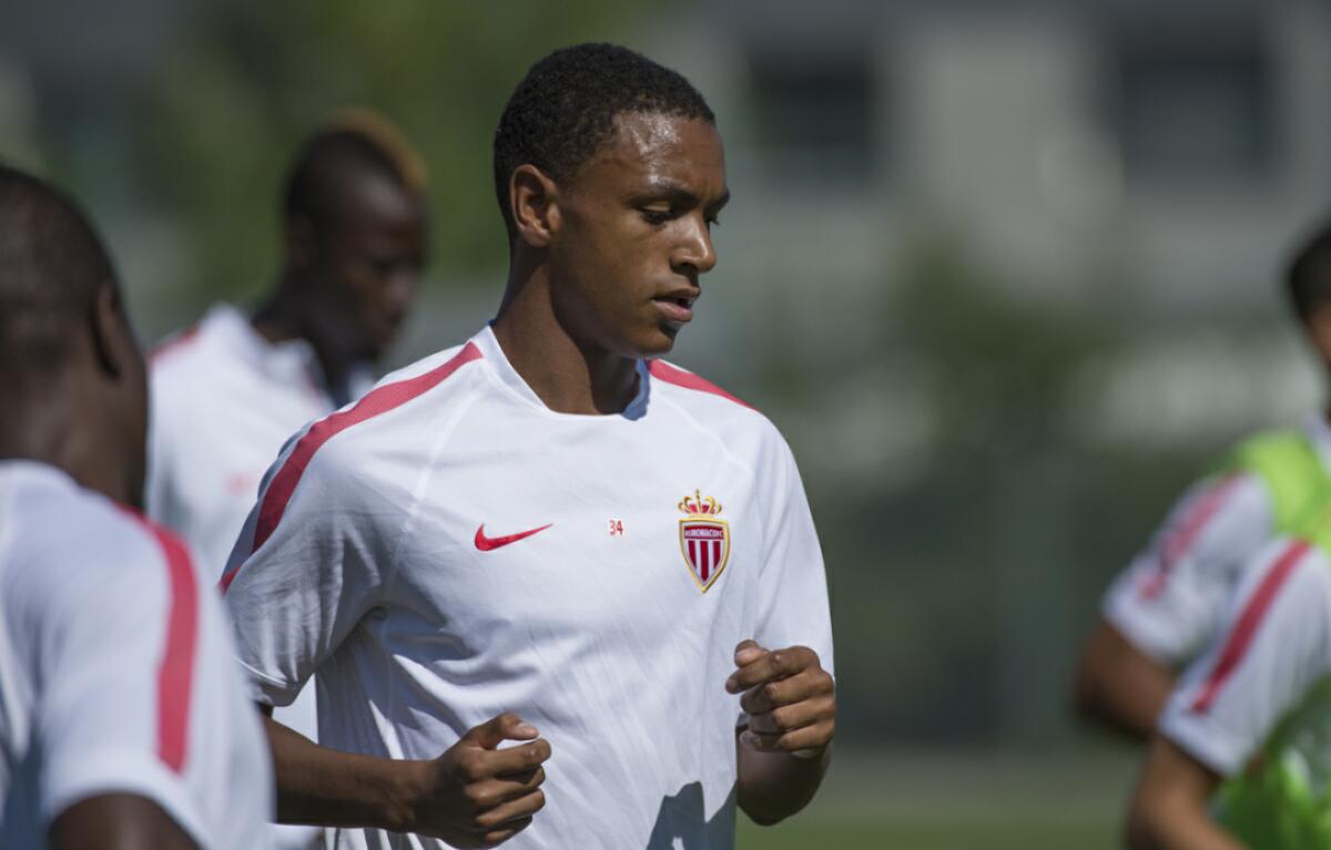 La nuova difesa della Fiorentina è quasi fatta, e anche Diallo del Monaco è vicino all'arrivo a Firenze - 