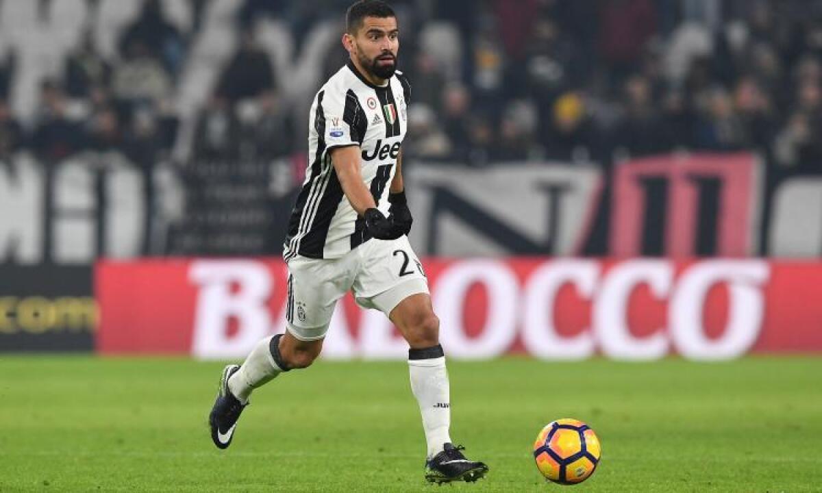 Tuttosport: la Juventus offre 40 milioni più Rincon per arrivare a Bernardeschi - 