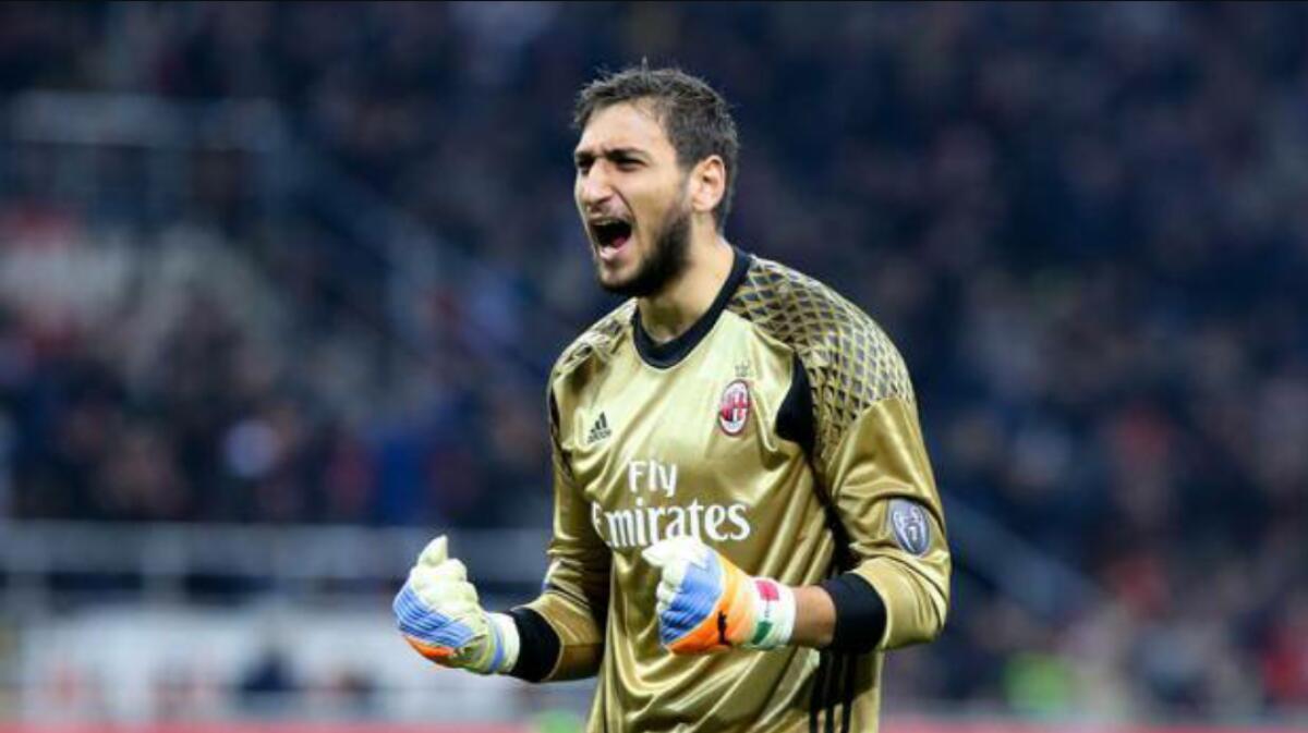 Quotidiano Sportivo, Donnarumma rinnova il contratto con il Milan e licenzia Mino Raiola - 
