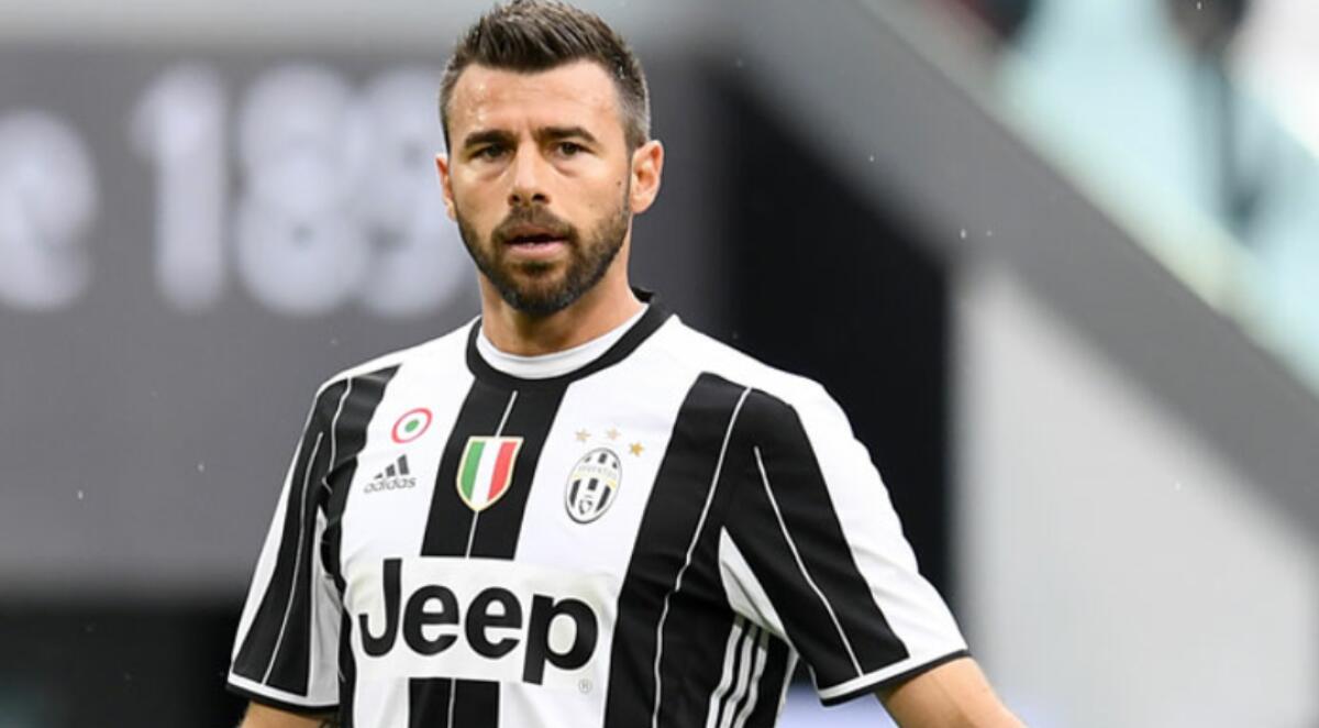 Barzagli: "La Fiorentina mi aveva offerto un contratto più ricco ma io sono bianconero, la mia carriera è della Juventus" - 