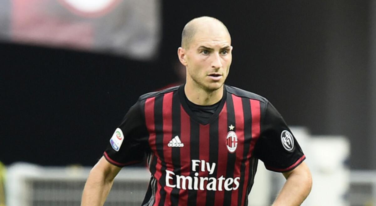 Criscitiello, la Fiorentina vuole prendere Paletta dal Milan, contatti in corso tra i due club - 