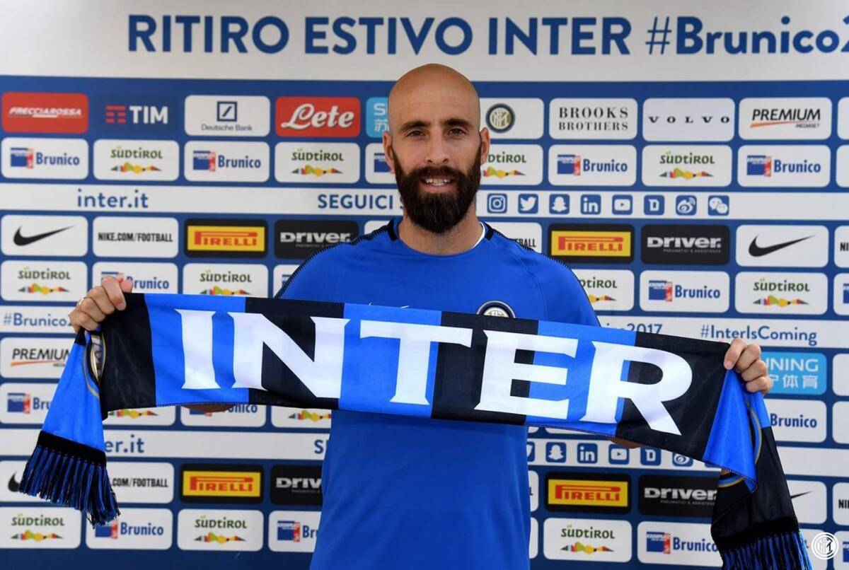 L'Inter annuncia e celebra Borja Valero, contratto di tre anni e maglia numero 20 per lo spagnolo - 