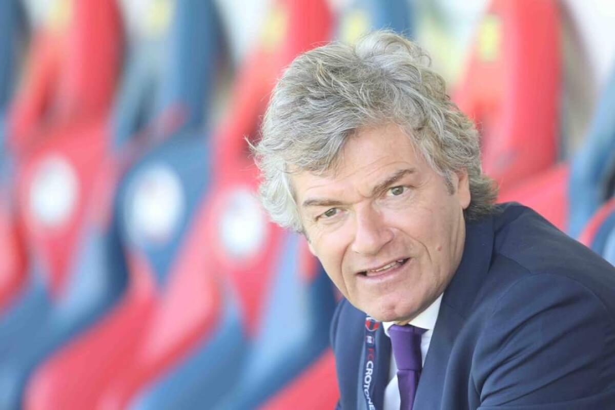 Antognoni: "Giusto che i tifosi contestino, ma non tutte le cessioni dipendono dalla società..." - 