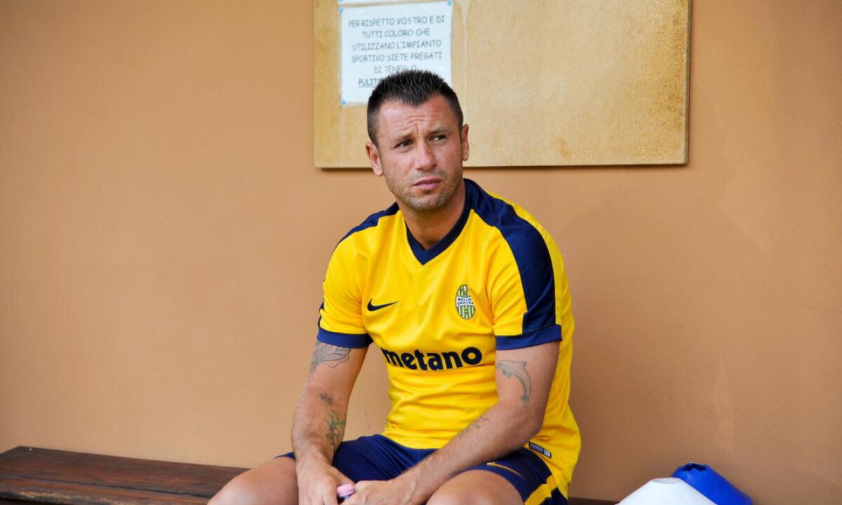 Incredibile ma vero, Cassano lascia ancora il Verona: "Ma non lascio il calcio, qui zero stimoli" - 