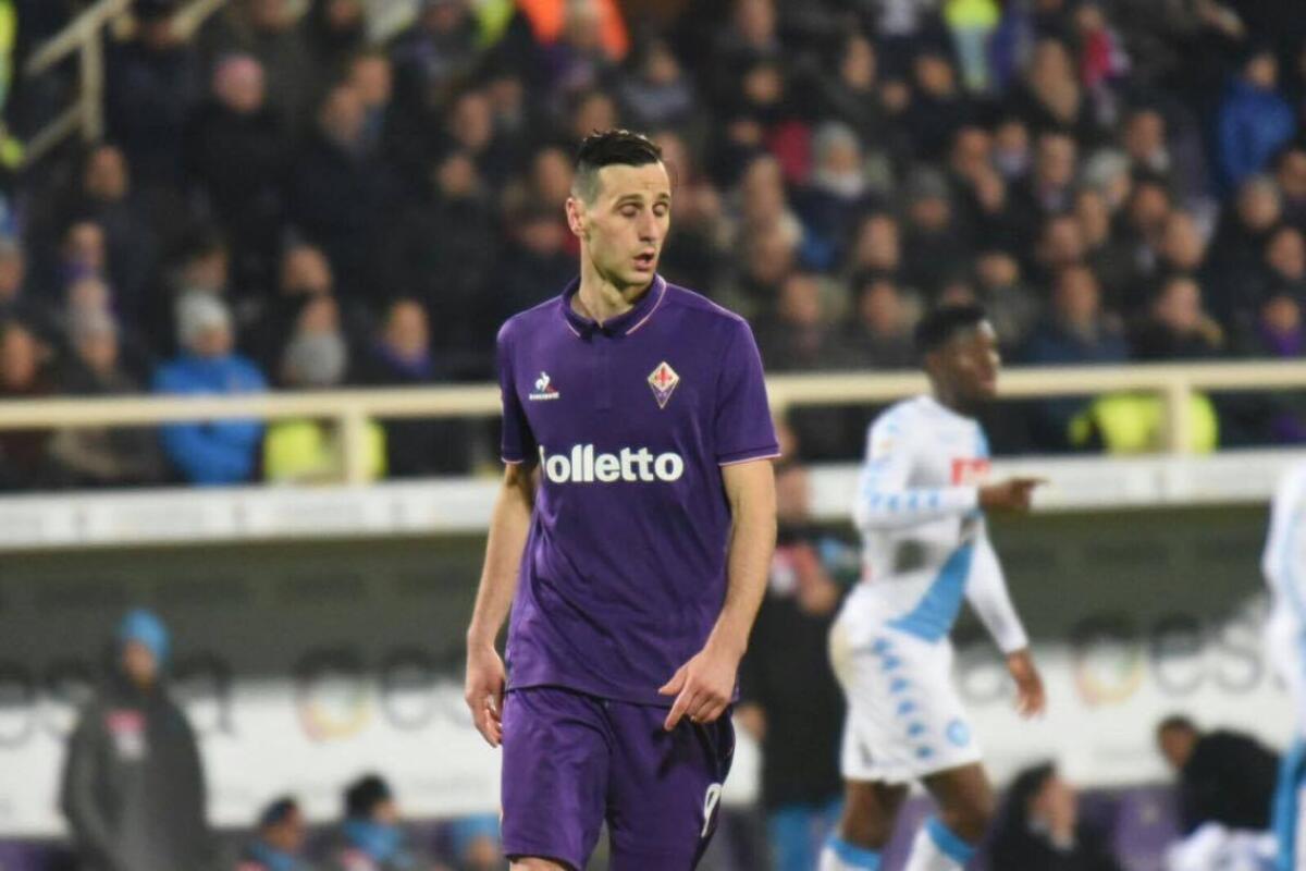 Il Milan non vuole spendere per avere Kalinic, nell'affare entra anche Paletta per abbassare il prezzo? - Fiorentina-Napoli, 22/12/2016, fit Sernacchioli, copyright Labaroviola.com