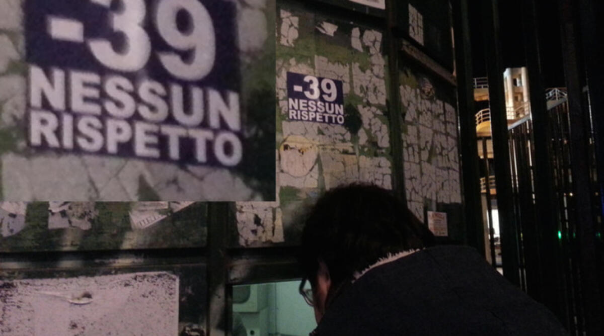 Heysel -39, presto rimozione totale degli adesivi della vergogna - 