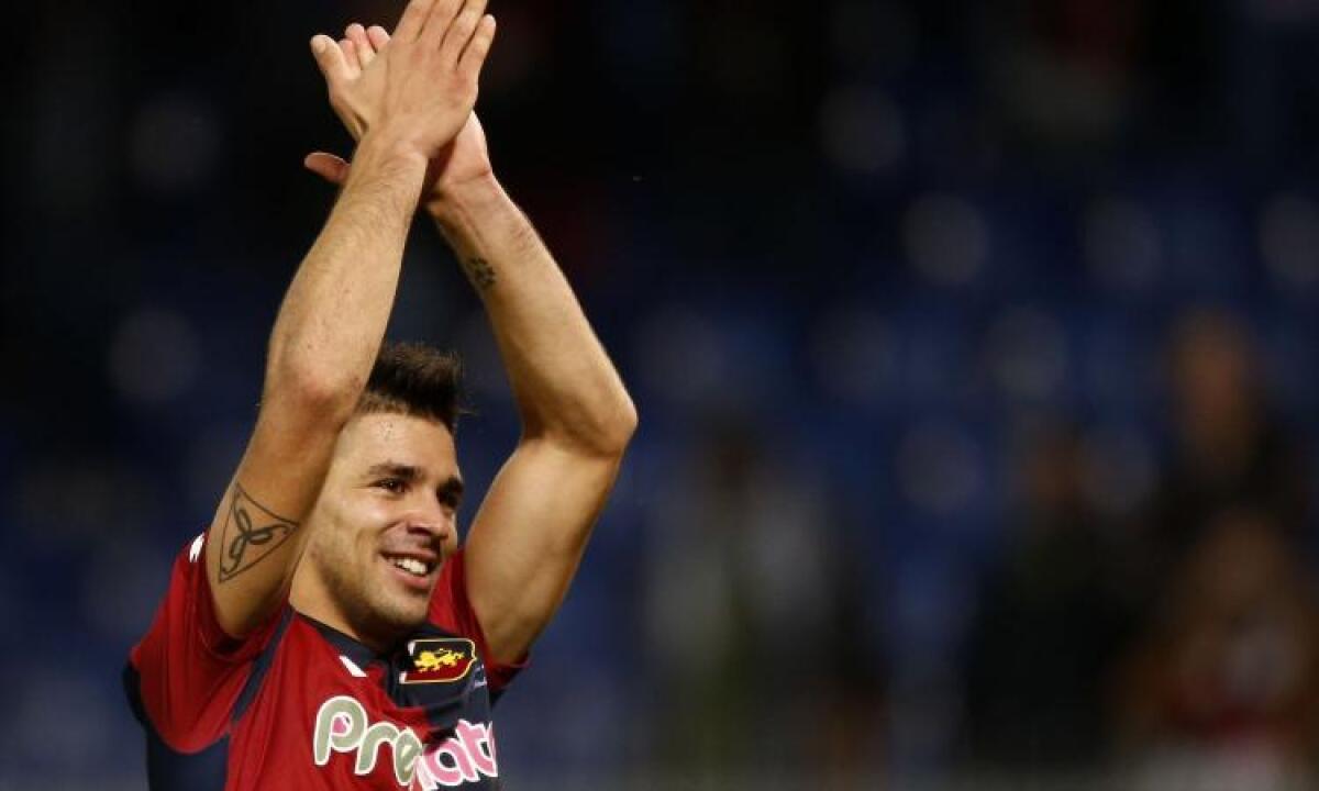 Di Marzio: "Oggi incontro tra Fiorentina e Genoa per Simeone. Si limano i dettagli dell'accordo" - simeone